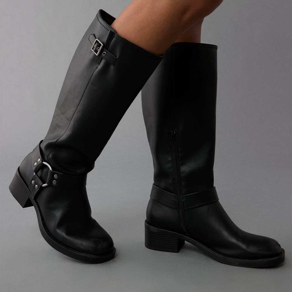 AE boots